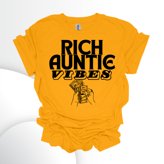 Rich Auntie Vibes Short Sleeve Graphic T-Shirt
